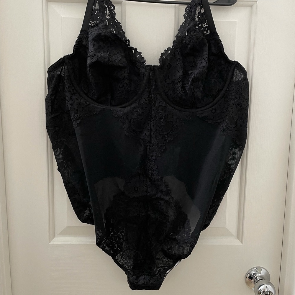 Torrid BLACK MESH & LACE UNDERWIRE THONG BODYSUIT, NEW WITH TAG